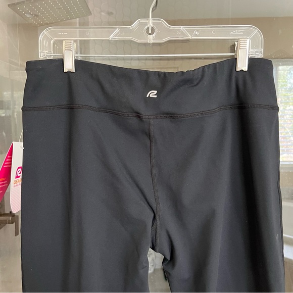 NWT. Roadrunner. Women’s Black Workout Leggings. - Picture 3 of 6